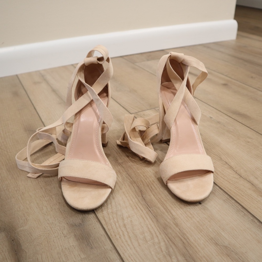 Lace Up Heels - Picture 3 of 4